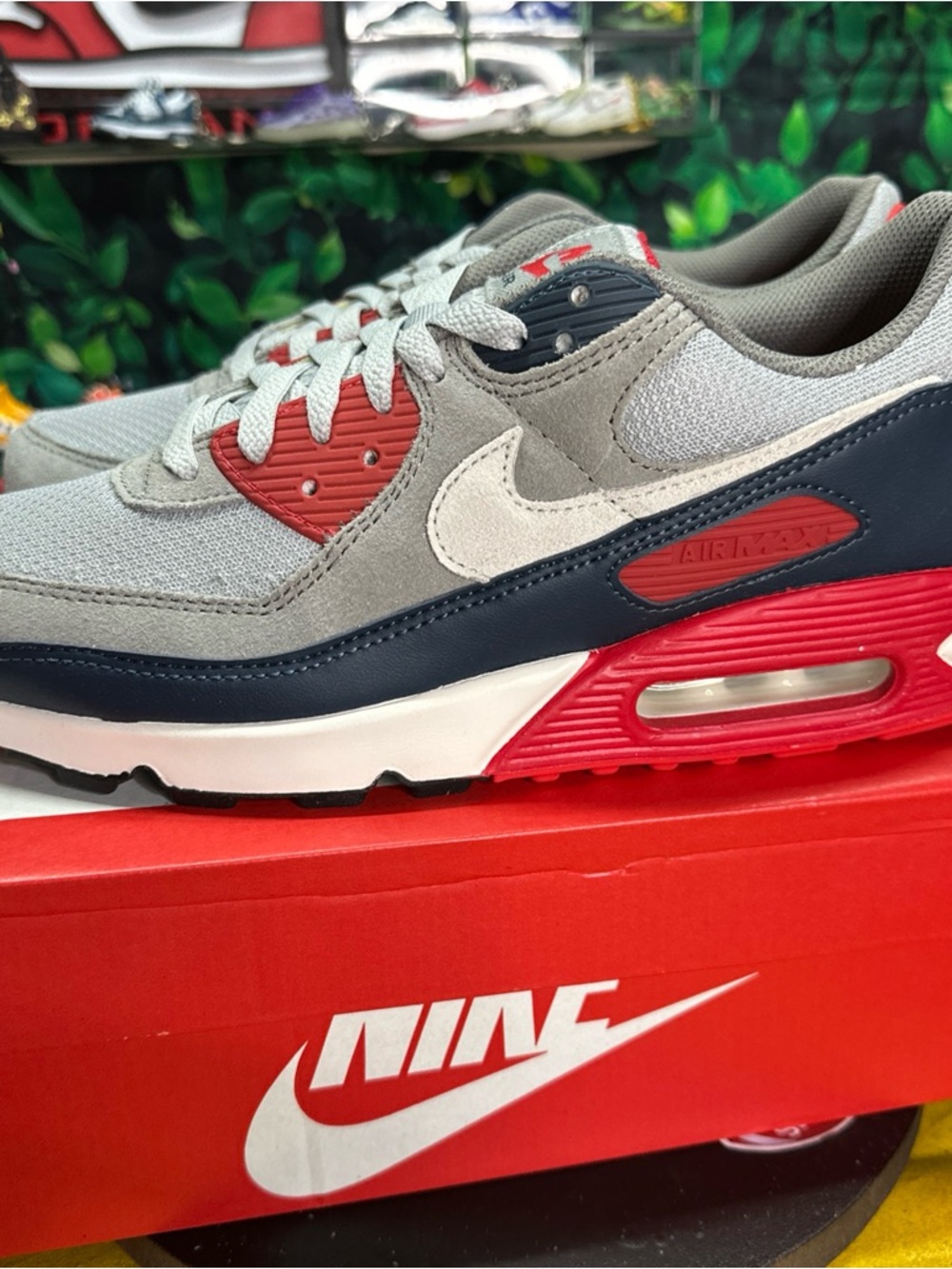 Nike Air Max 90 USA Light Smoke Grey Size 9.5M/11W  NIB